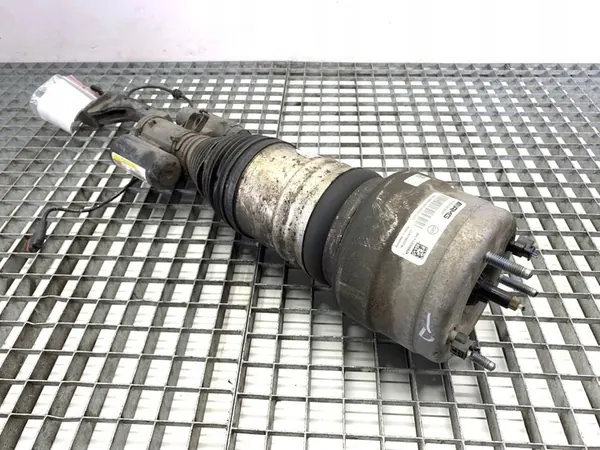 Fram Höger Stötdämpare Mercedes CLS 3.0 image 3