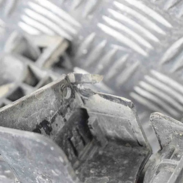 Radiador de agua Renault Master III Opel Movano B Nissan NV400 image 9