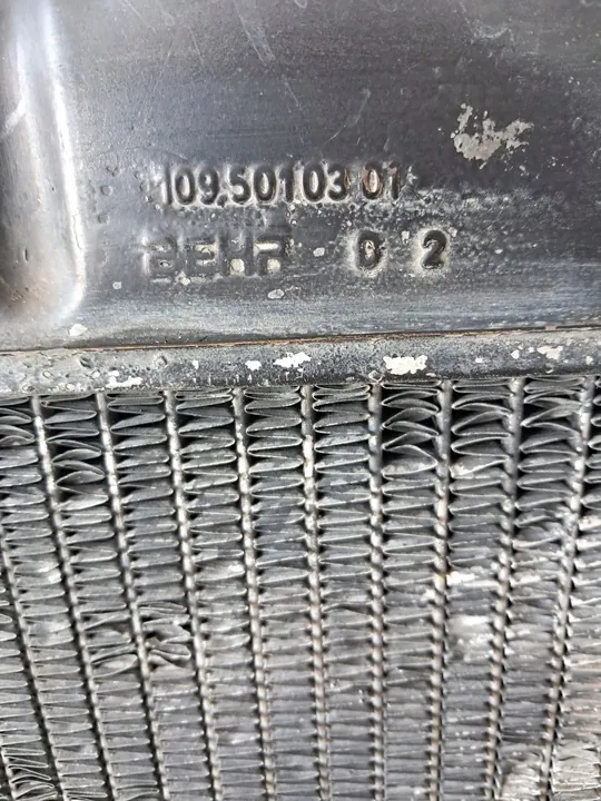 Vattenkylare Mercedes W108 W109 3.5 V8 1095010301 image 3