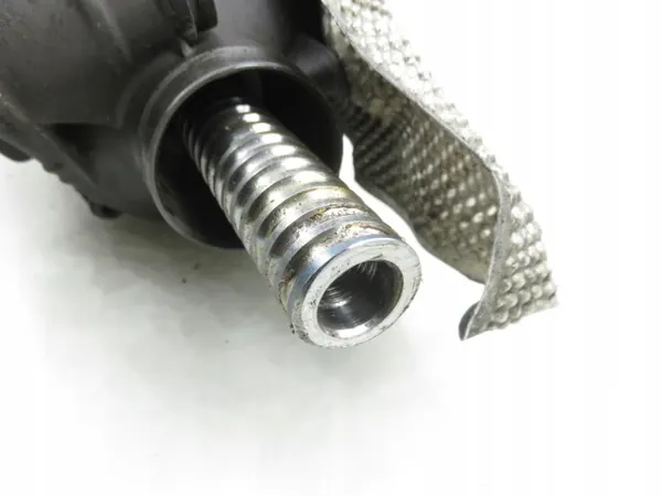Colector de admisión VW Passat B8 2.0 TDI OEM 5Q1423105G image 7