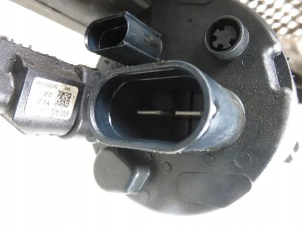 Colector de admisión VW Passat B8 2.0 TDI OEM 5Q1423105G image 8