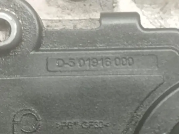 Base de vanne EGR OEM 01916000 pour Renault Laguna image 5