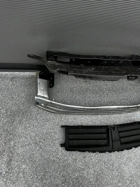 Viga de reforço frontal Opel Astra K V Lift image 3