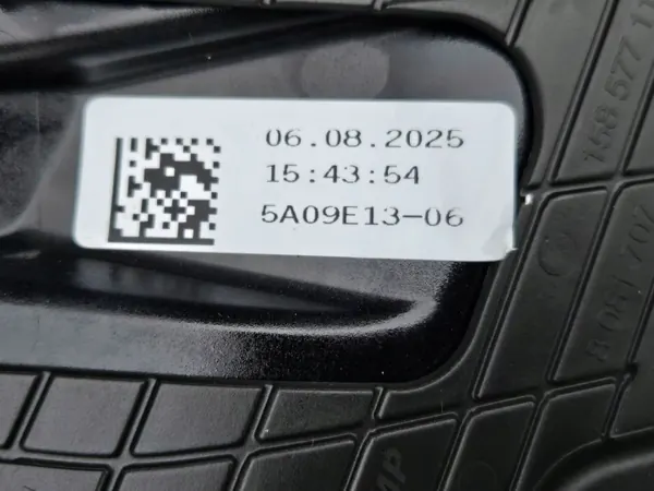 OEM QUA7417 Frontlinke Kotflügel-Lufteinlassabdeckung image 6