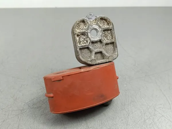 Pakoputken kannatin Ford Escape IV OEM LA615A261FA image 2