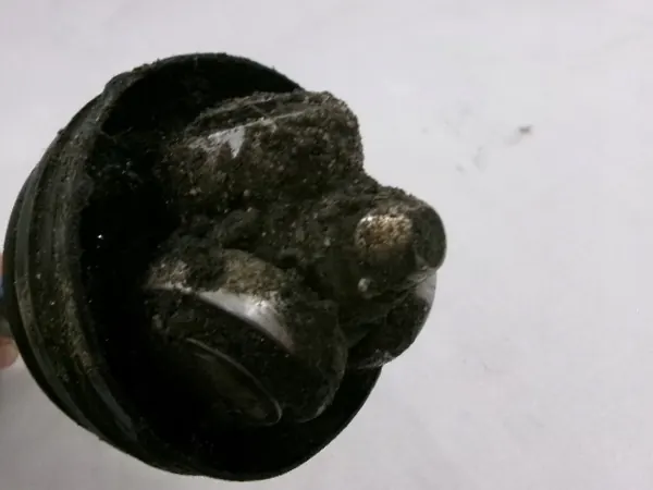 PEUGEOT 208 II 1.5 BLUEHDI Eixo CV Direito image 6