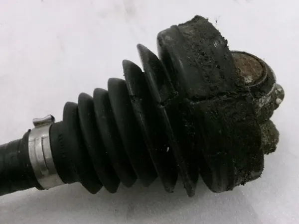 PEUGEOT 208 II 1.5 BLUEHDI Eixo CV Direito image 7