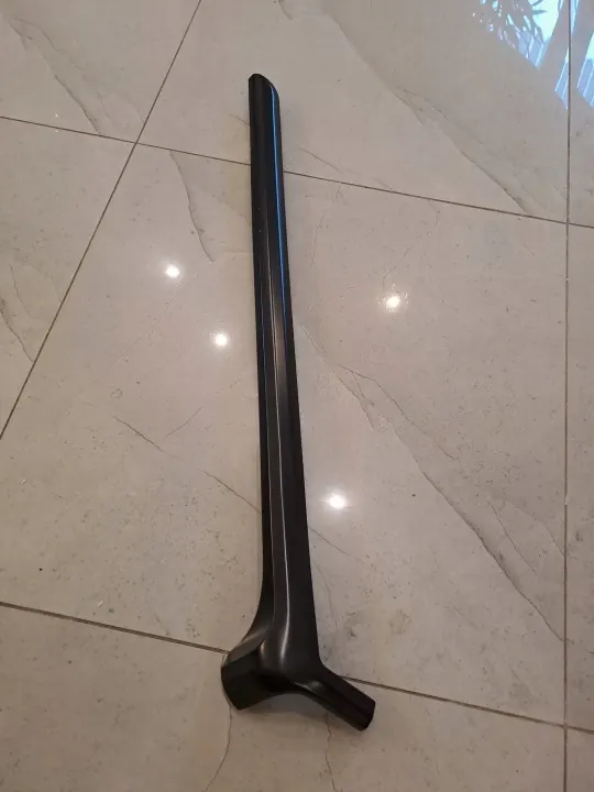 Mercedes G-Klasse W463 voorruitlijst OEM A4636980230 image 3