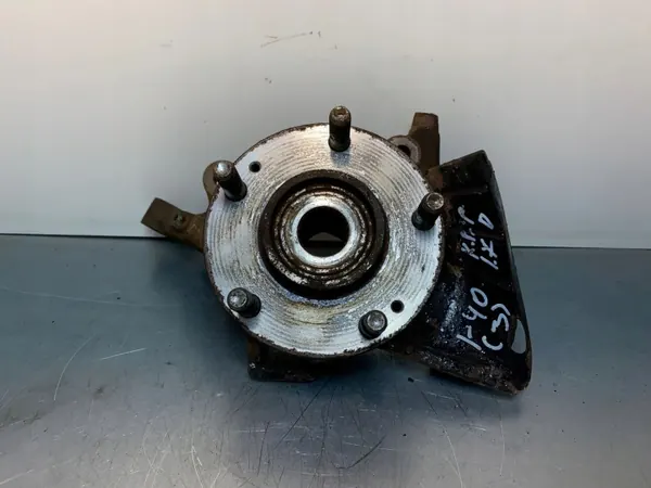Cubo de roda dianteira Hyundai i40 OEM FBZ23712 - Usado image 2