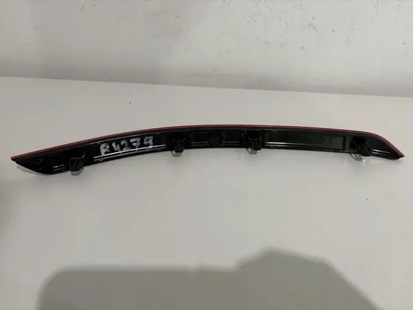 Takapuskuriheijastin V Volkswagen OE 3G0945105D image 2