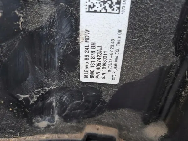 Audi A4 A5 B9 AdBlue-tank OEM 8W0131878BH image 3