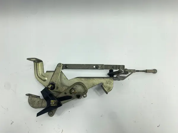 Gaspedalmekanism Mercedes W124 M104 image 1