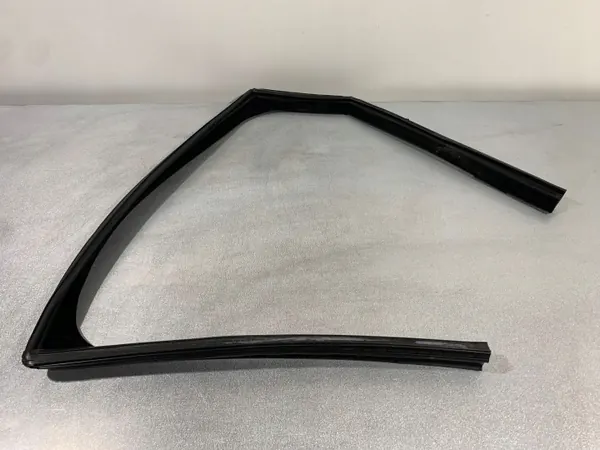 Jaguar F-Pace takaoven ikkunatiiviste OEM FBZ18718 image 2