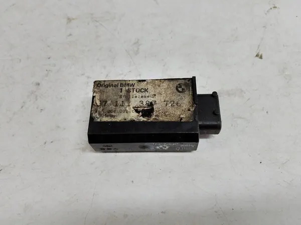 BMW E36 Z3 E34 Låsaktuator 8353012 image 2