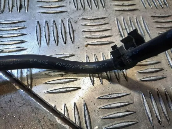 Tuyau de vide CHRYSLER PACIFICA 2017 3.6L essence OEM 68223529AB image 3