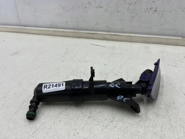 VW Passat CC R-LINE Pesusuutin Vasemmalle 11-16 image 3