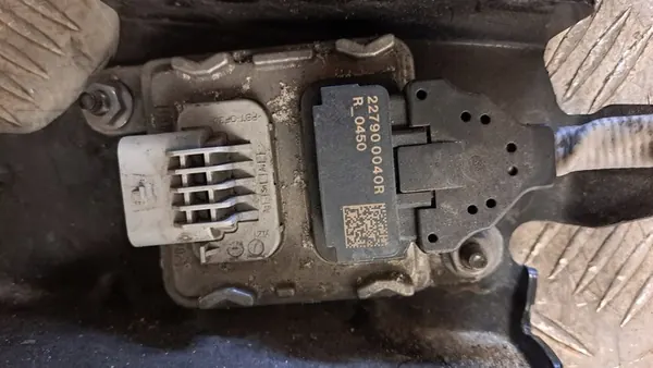 RENAULT TRAFIC III 2.0 DCI Sensor NOx 227900040R image 3