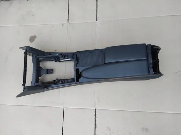 Middenconsole armsteun OEM podlokietnik w212 - bm1 Mercedes image 2