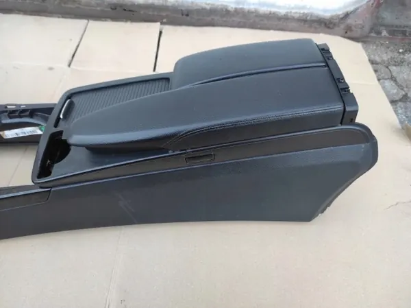 Middenconsole armsteun OEM podlokietnik w212 - bm1 Mercedes image 3