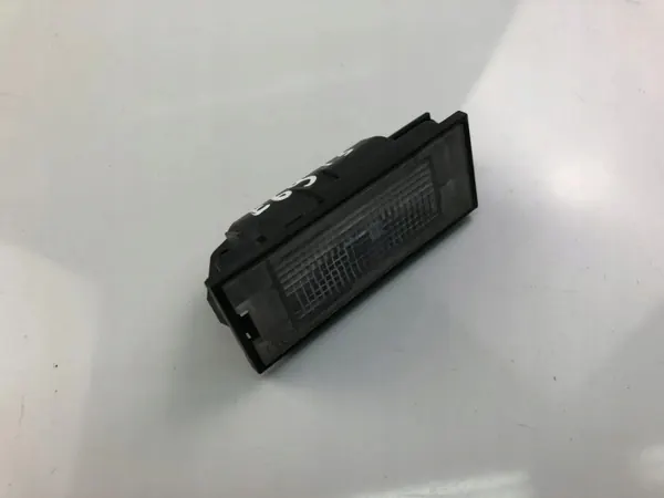 Rekisterikilven valaistus OEM E205053 Renault Megane II image 2