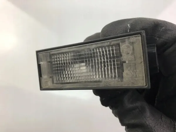 Rekisterikilven valaistus OEM E205053 Renault Megane II image 4