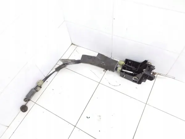 Renault Versnellingspook OEM 8200327403 - Gebruikt image 2