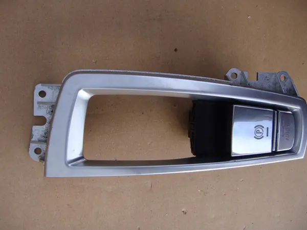 BMW F10/F11 Handremknop 9217594 image 2