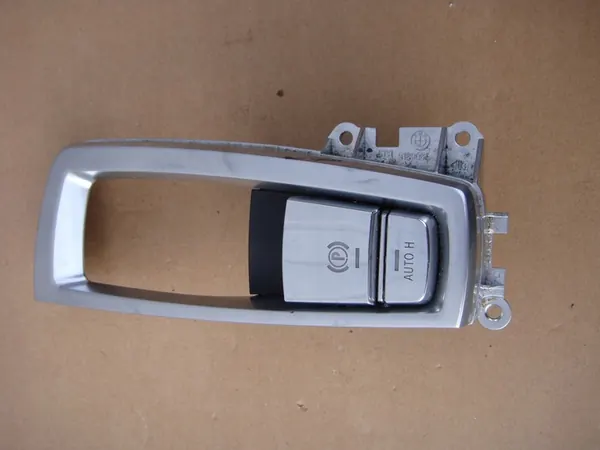 BMW F10/F11 Handremknop 9217594 image 3