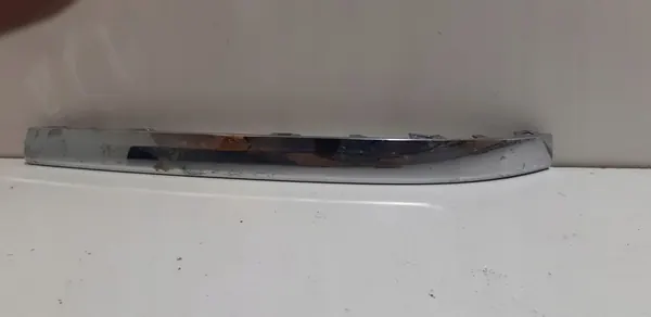 VW Touareg II Etupuskuri Kromilista Oikea 7P6853254 image 2