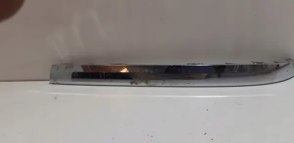 VW Touareg II Etupuskuri Kromilista Oikea 7P6853254 image 3