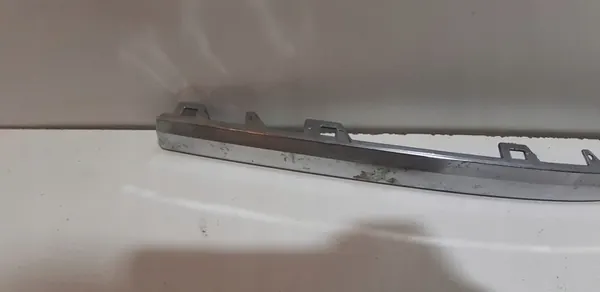 VW Touareg II Etupuskuri Kromilista Oikea 7P6853254 image 7