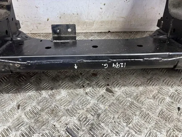 Peugeot 3008 Hinterachsschwinge OEM 9846596080 image 5