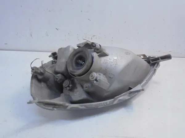 Refletor de farol direito TOYOTA YARIS I P1 OEM 212-11A2R image 2