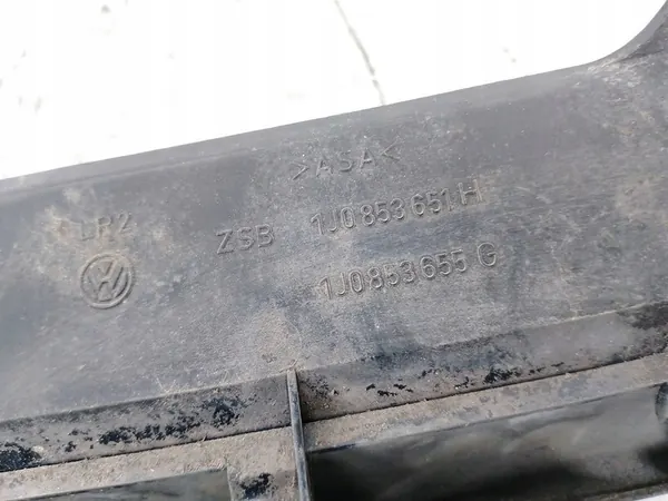 Griglia anteriore VW GOLF IV 1J0853651H 1J0853655G image 2