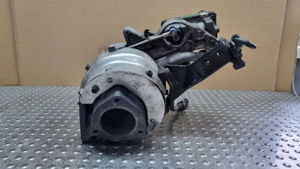 Turboaggregat Audi A8 D4 Q7 4L Cayenne S 4.2 V8 TDI OEM image 4