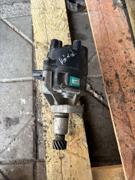 Distributeur d'allumage Suzuki Vitara I 33100-70E10 image 1