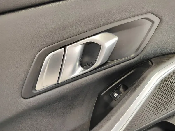 OEM 9460711 Nahkaistuin Takaovi Vasen BMW image 4