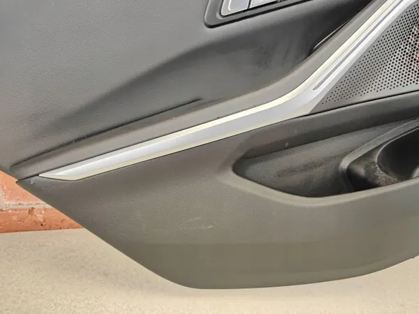 OEM 9460711 Nahkaistuin Takaovi Vasen BMW image 9