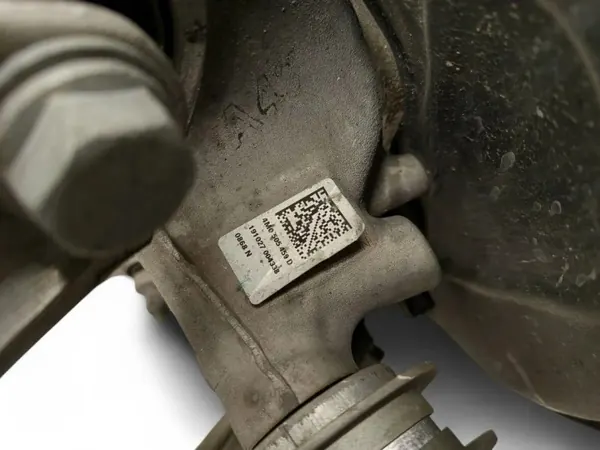 Audi Q7 Hinterradnabe OEM 4M0505425F Rechte Seite image 6