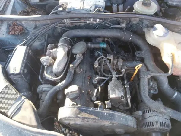 Öljypumppu OEM 026115109B VW Passat 1.9L 1997 image 6