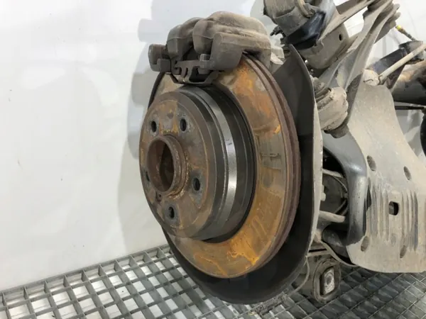 Poutre arrière OEM LORK-381-120517 pour BMW F34 image 5