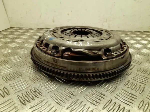 Conjunto de embreagem Subaru FORESTER 2015 30210AA720 image 2