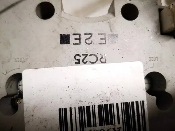 Mazda 6 Klimaatbedieningspaneel 2004 2.0L OEM image 3