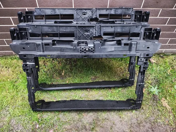 Reforço frontal VW Caddy V 2K7 Ford Tourneo Connect image 5