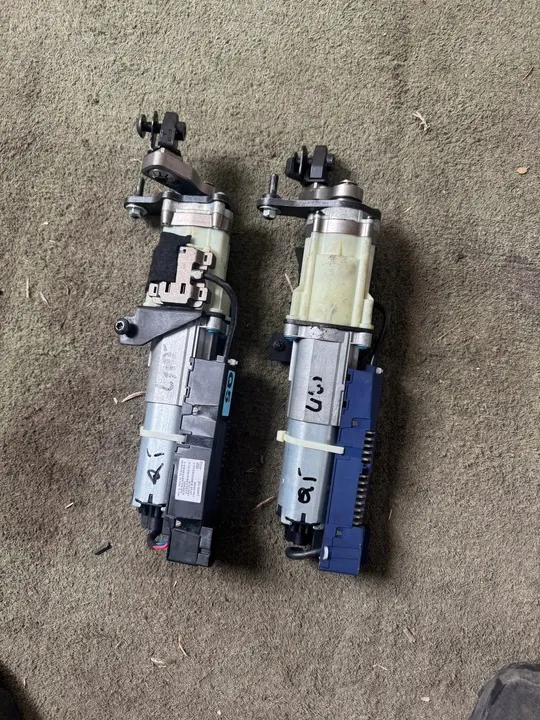 AUDI Q5 8R Lift Actionneur de Hayon Électrique 8R0827851D 8R0827852D image 1