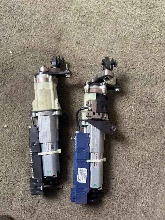 AUDI Q5 8R Lift Actionneur de Hayon Électrique 8R0827851D 8R0827852D image 4