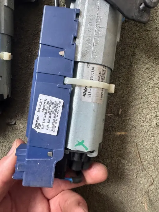 AUDI Q5 8R Lift Actionneur de Hayon Électrique 8R0827851D 8R0827852D image 5