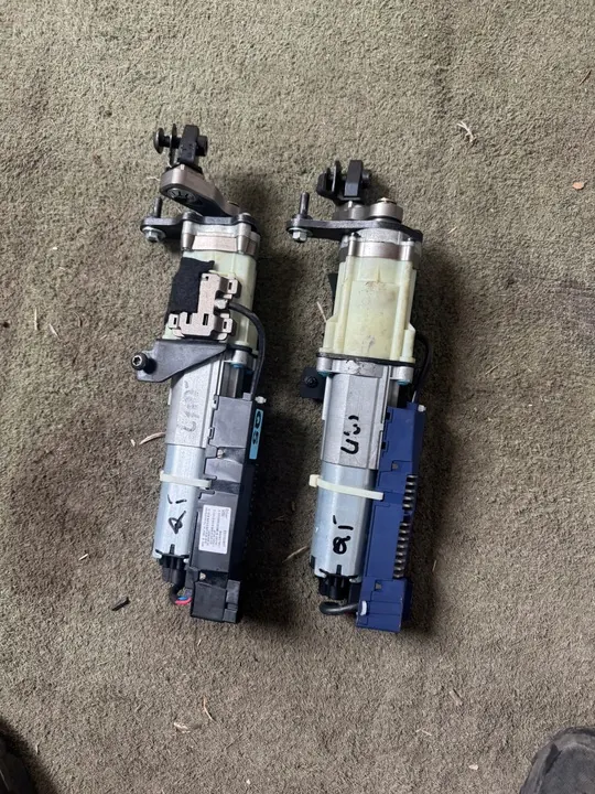 AUDI Q5 8R Lift Actionneur de Hayon Électrique 8R0827851D 8R0827852D image 7