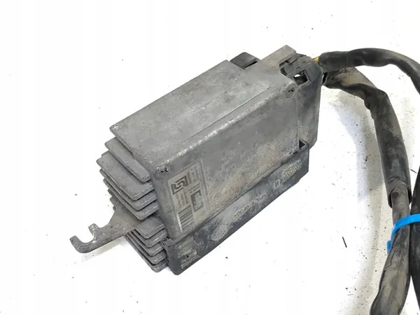 Ilmastointituuletin AUDI A4 B6 2.5 163HV 00-05 OEM image 3