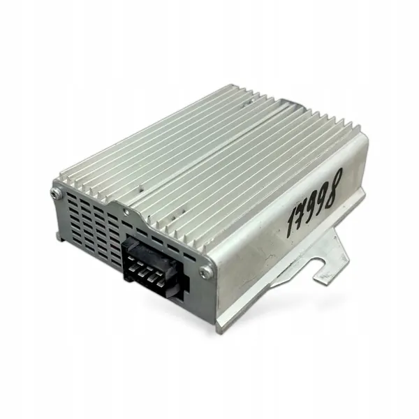 Convertidor de voltaje OEM 20724977 - Pieza Volvo usada image 2